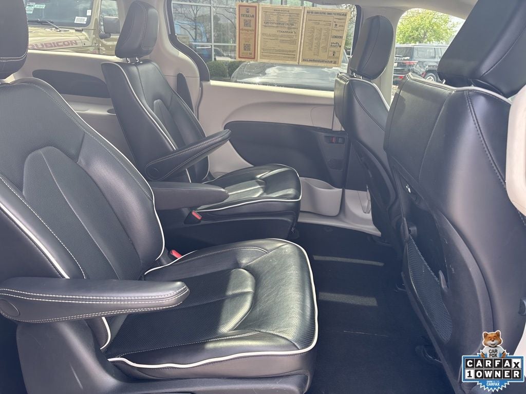 2023 Chrysler Pacifica Hybrid Limited