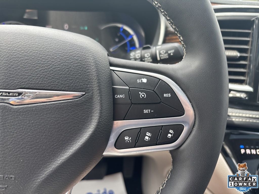 2023 Chrysler Pacifica Hybrid Limited