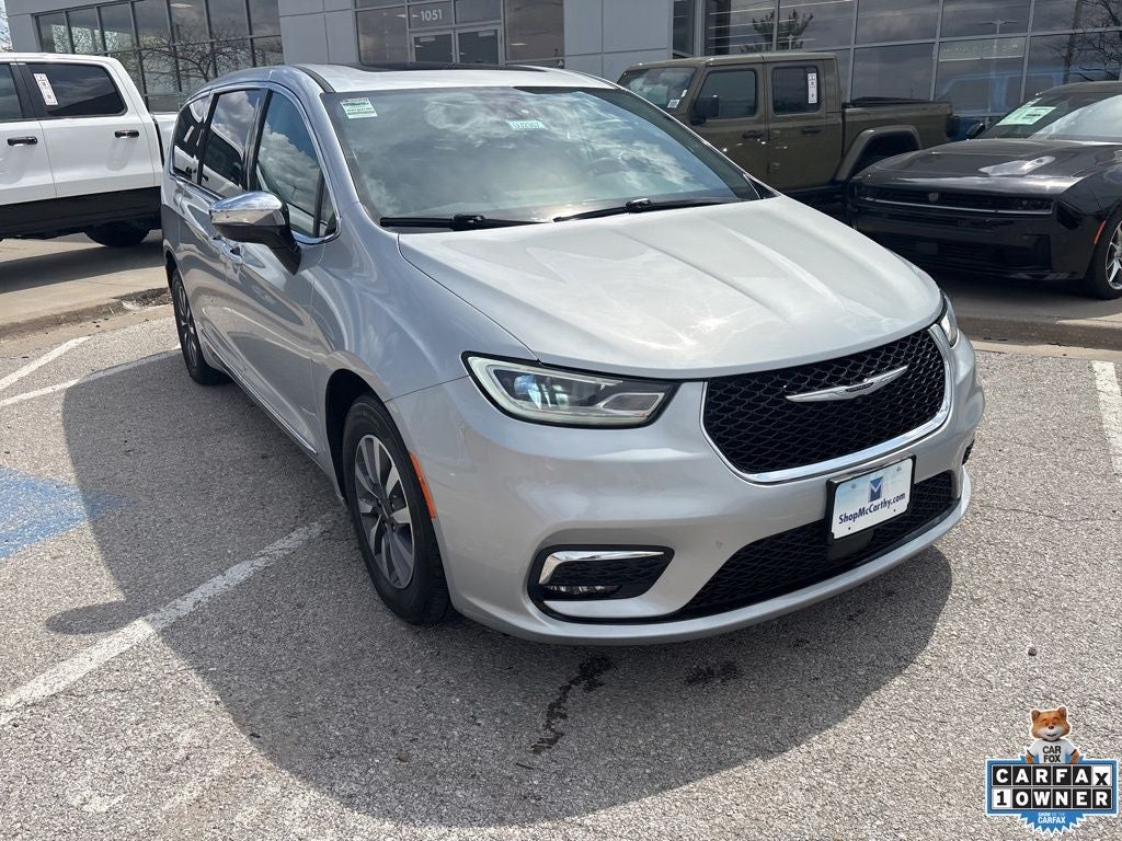 2023 Chrysler Pacifica Hybrid Limited