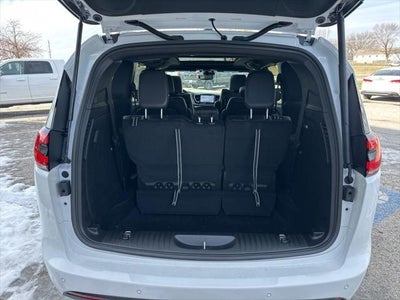 2026 Chrysler Pacifica PACIFICA SELECT AWD