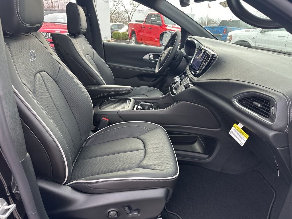 2026 Chrysler Pacifica Limited