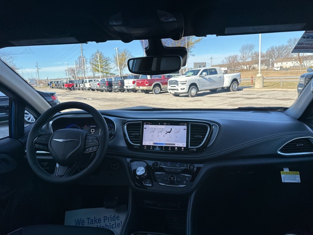 2026 Chrysler Pacifica Limited