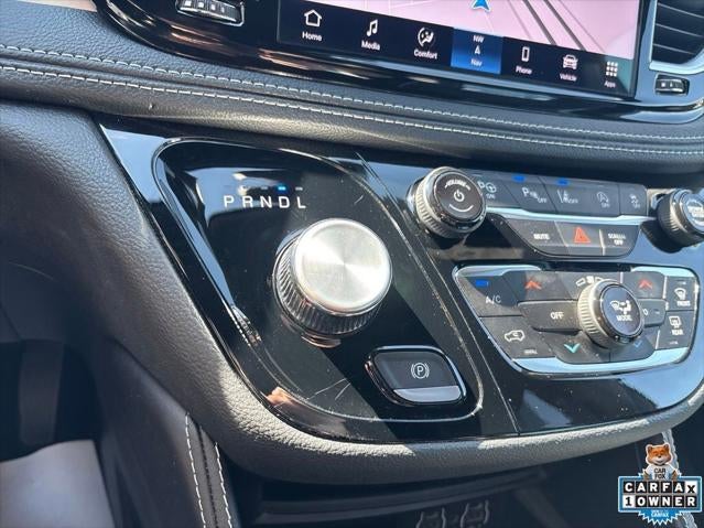 2025 Chrysler Pacifica Limited AWD