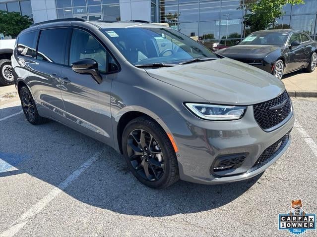 2025 Chrysler Pacifica Limited AWD