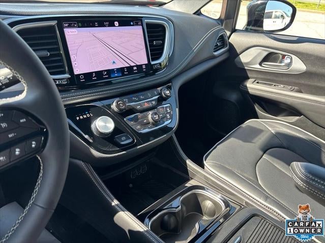2025 Chrysler Pacifica Limited AWD