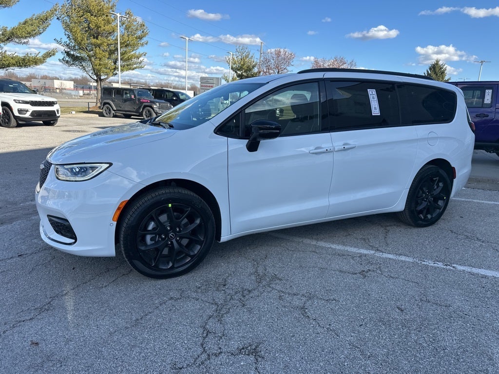2026 Chrysler Pacifica Limited