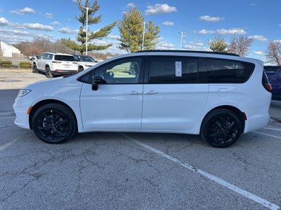 2026 Chrysler Pacifica Limited