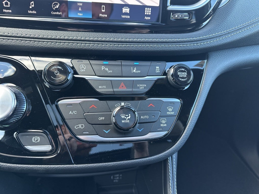 2026 Chrysler Pacifica Limited