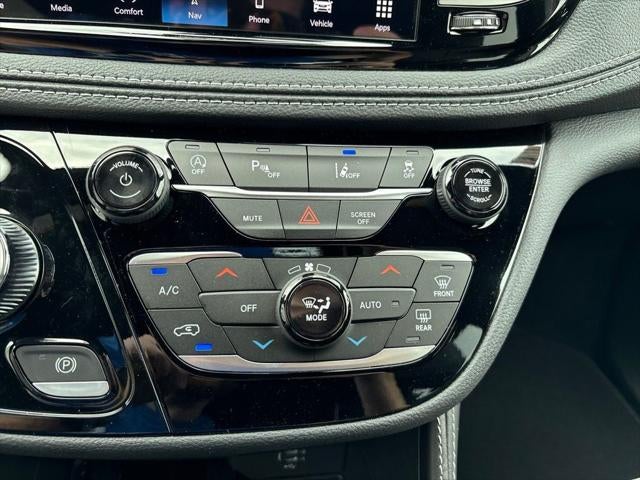 2027 Chrysler Pacifica PACIFICA LIMITED AWD