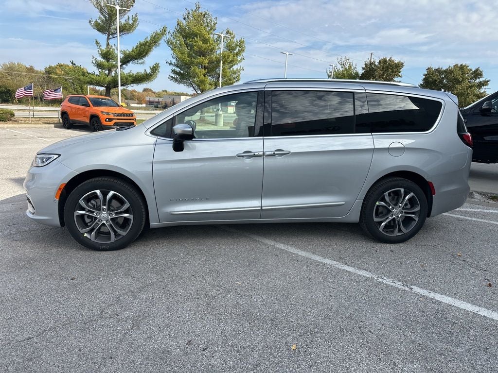 2026 Chrysler Pacifica Pinnacle