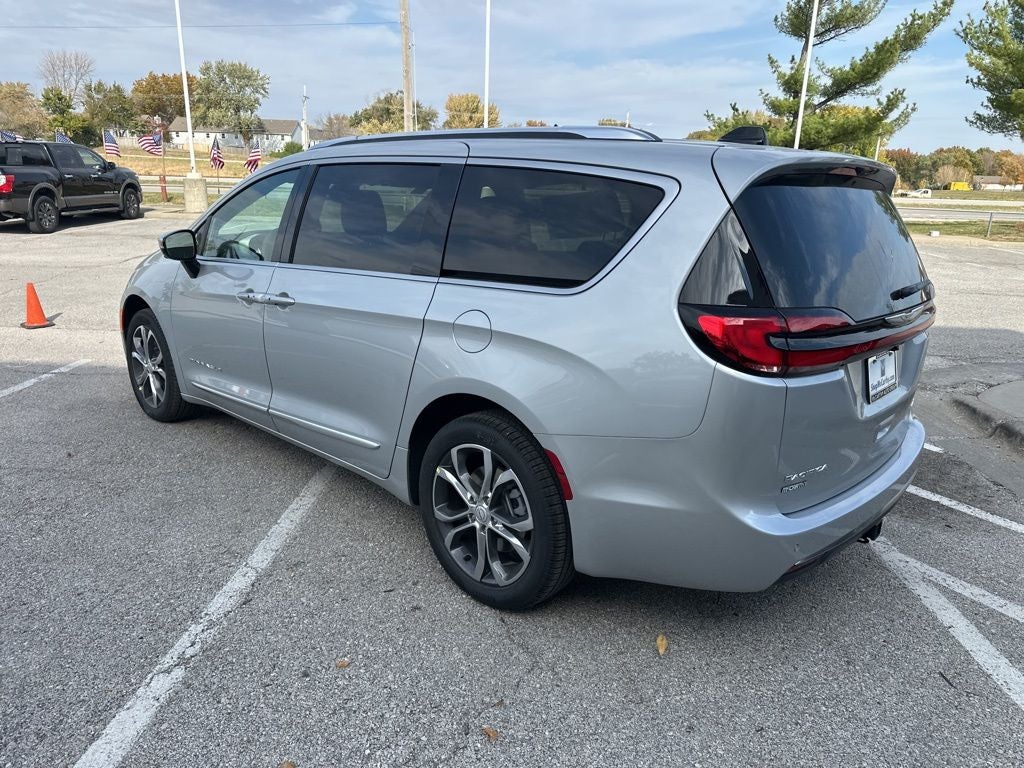 2026 Chrysler Pacifica Pinnacle