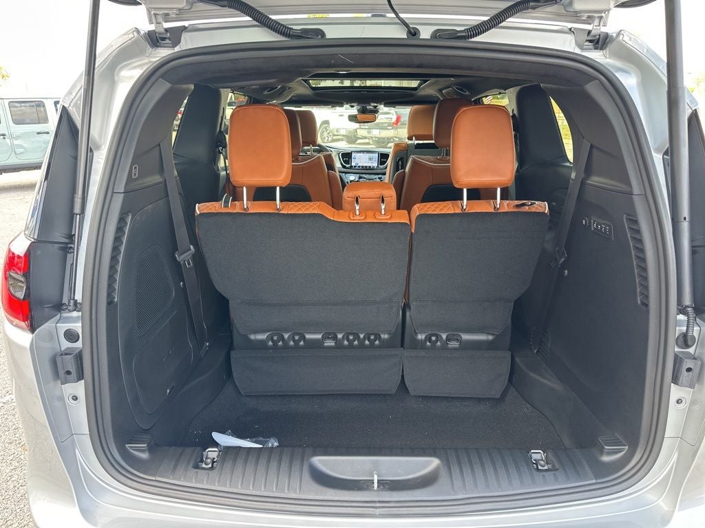 2026 Chrysler Pacifica Pinnacle