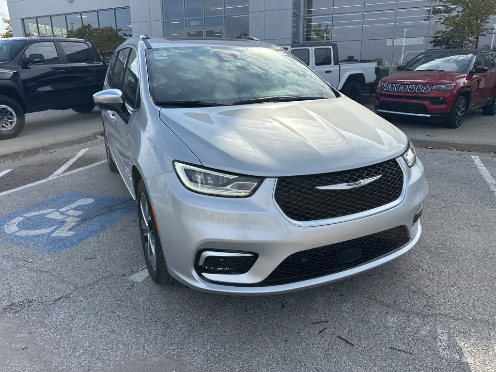 2026 Chrysler Pacifica Pinnacle