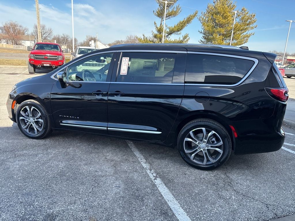 2026 Chrysler Pacifica Pinnacle