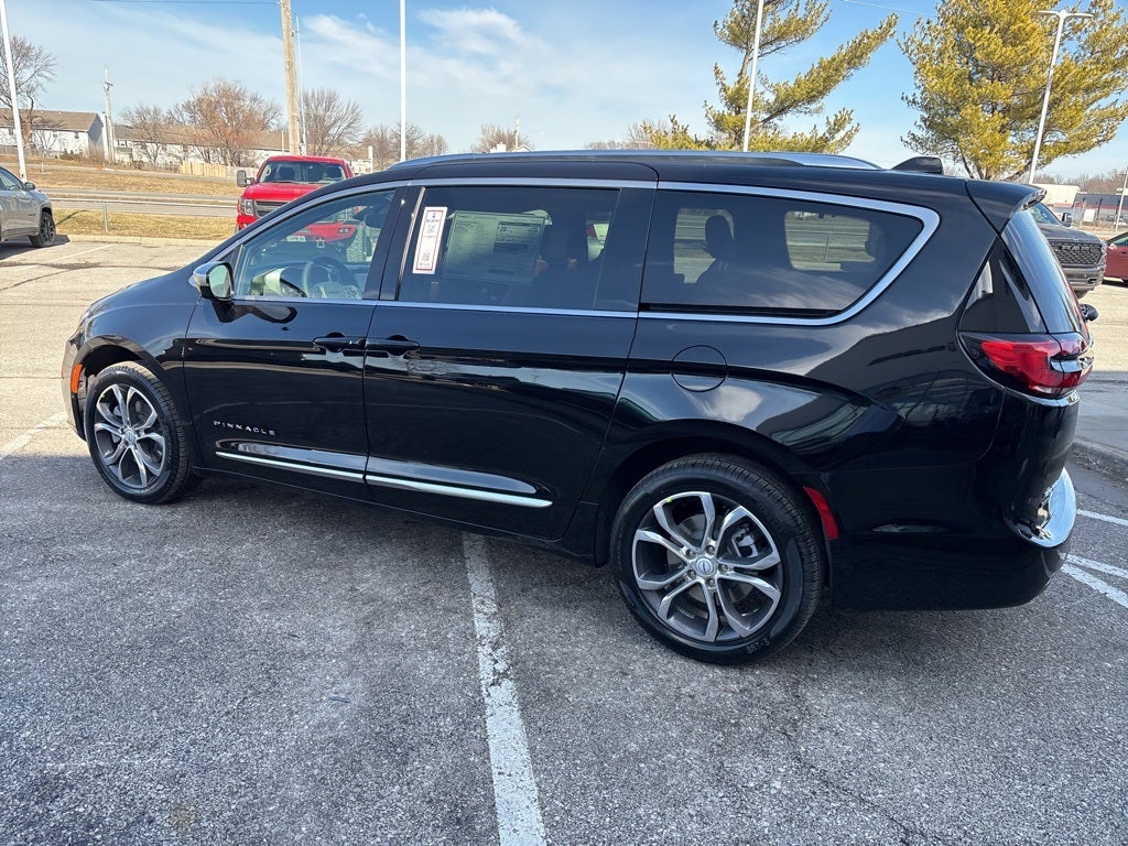 2026 Chrysler Pacifica Pinnacle