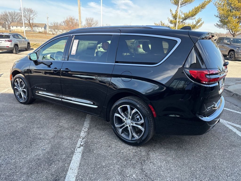 2026 Chrysler Pacifica Pinnacle