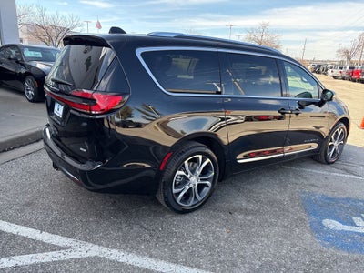 2026 Chrysler Pacifica Pinnacle