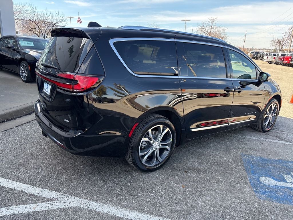 2026 Chrysler Pacifica Pinnacle