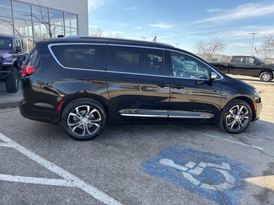 2026 Chrysler Pacifica Pinnacle