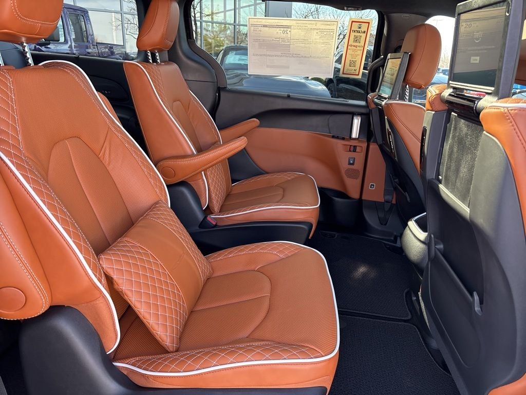 2026 Chrysler Pacifica Pinnacle