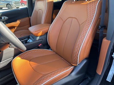 2026 Chrysler Pacifica Pinnacle