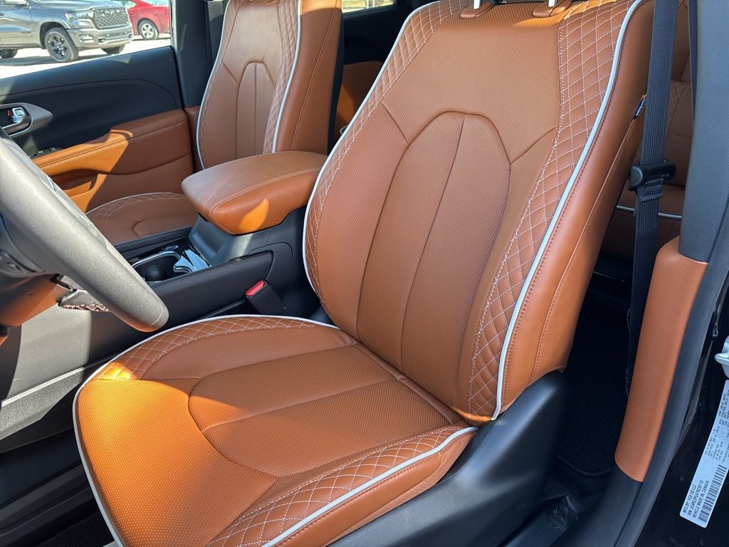 2026 Chrysler Pacifica Pinnacle