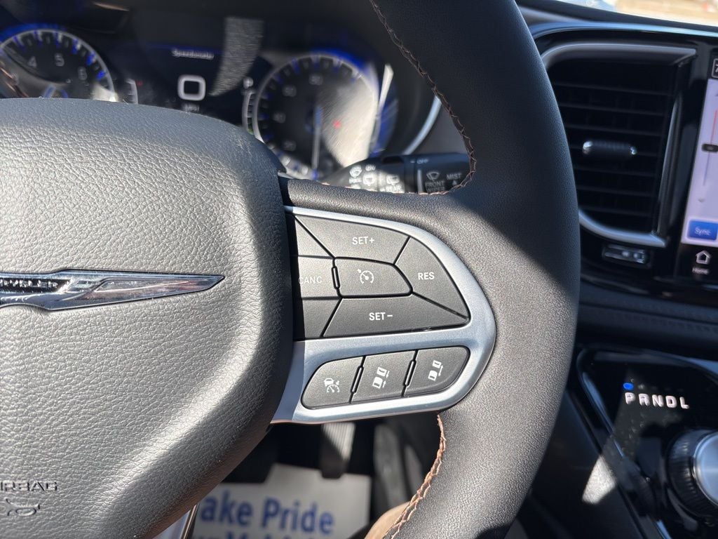 2026 Chrysler Pacifica Pinnacle