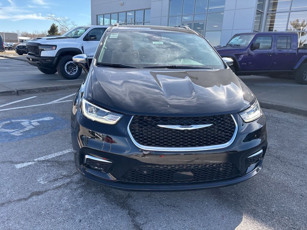 2026 Chrysler Pacifica Pinnacle