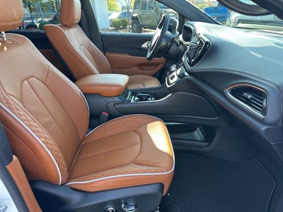 2026 Chrysler Pacifica Pinnacle