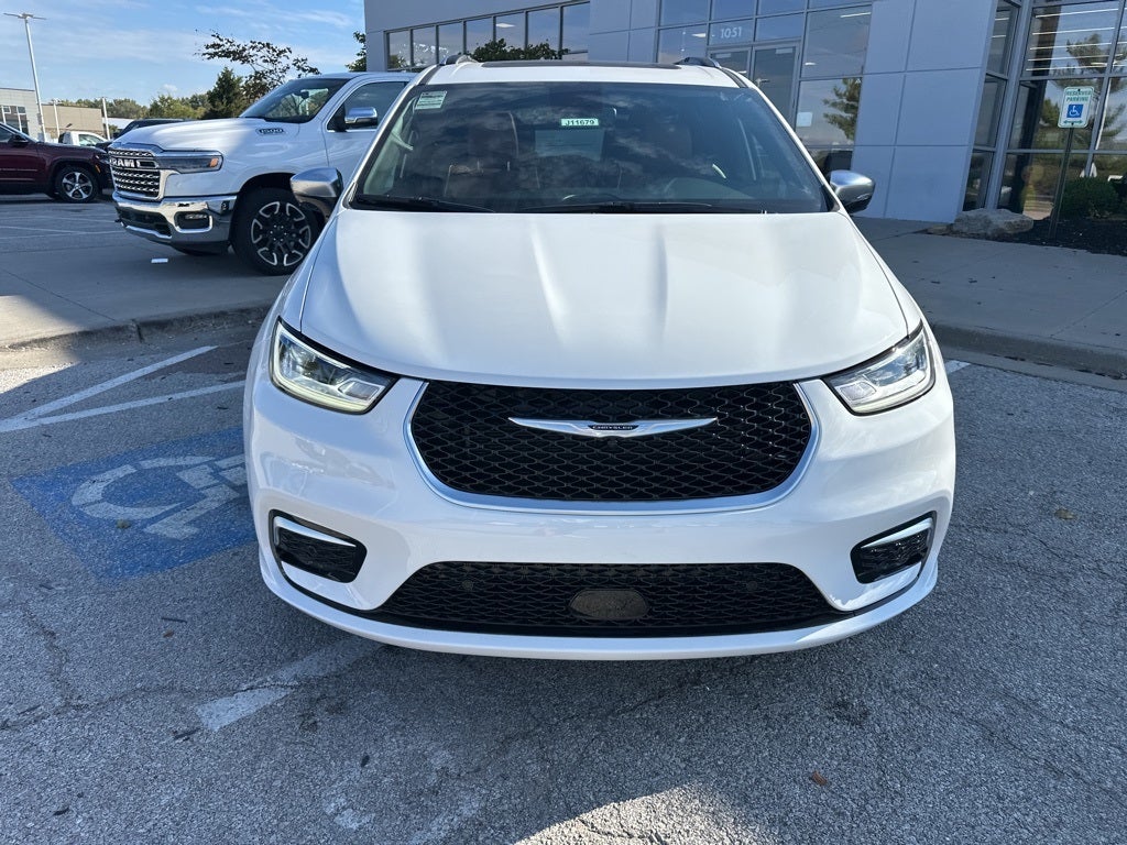 2026 Chrysler Pacifica Pinnacle