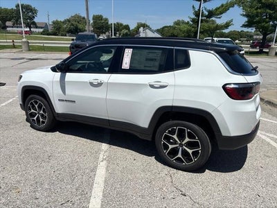 2026 Jeep Compass COMPASS LIMITED 4X4