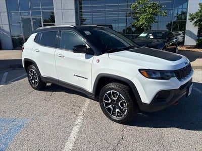 2025 Jeep Compass Trailhawk 4x4