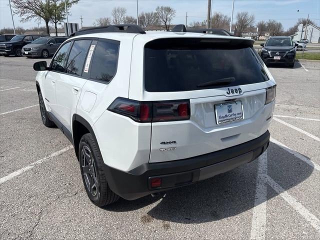 2026 Jeep Cherokee CHEROKEE LAREDO 4X4