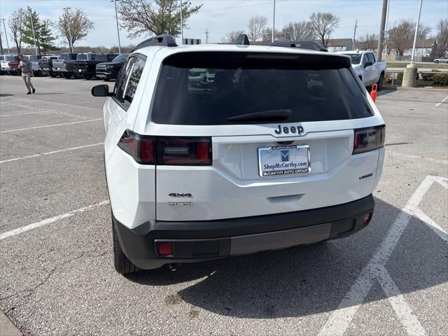 2026 Jeep Cherokee CHEROKEE LAREDO 4X4