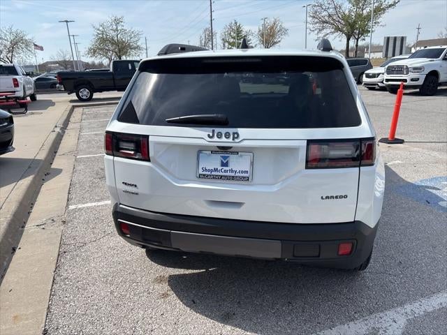 2026 Jeep Cherokee CHEROKEE LAREDO 4X4