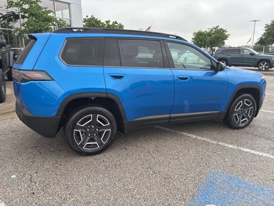 2026 Jeep Cherokee CHEROKEE LAREDO 4X4