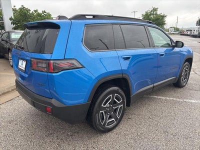 2026 Jeep Cherokee CHEROKEE LAREDO 4X4