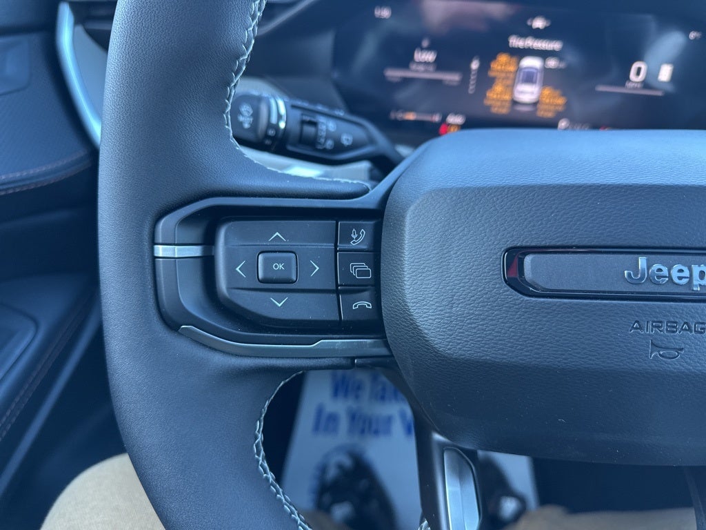 2026 Jeep Cherokee Laredo