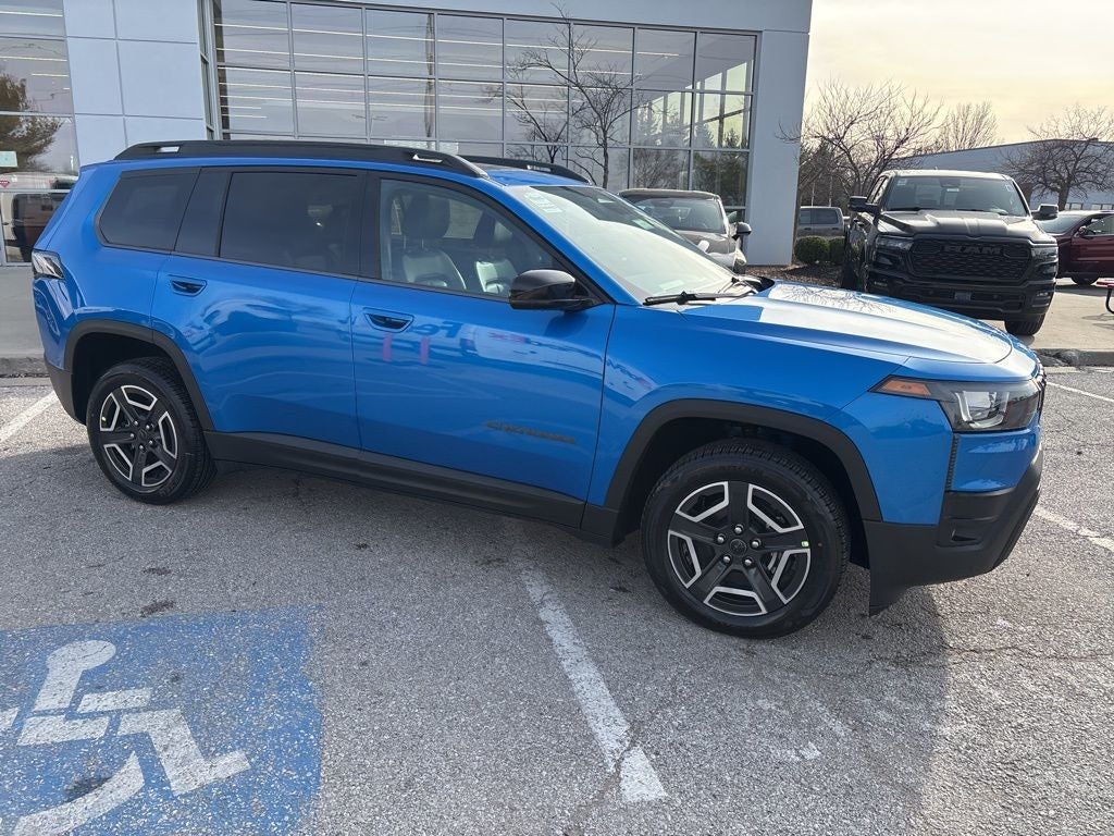 2026 Jeep Cherokee Laredo