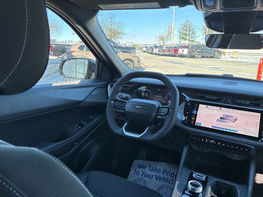 2026 Jeep Cherokee Laredo