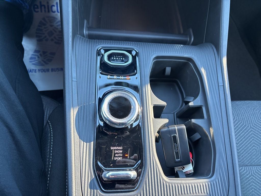 2026 Jeep Cherokee Laredo