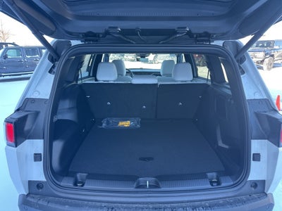 2026 Jeep Cherokee Overland