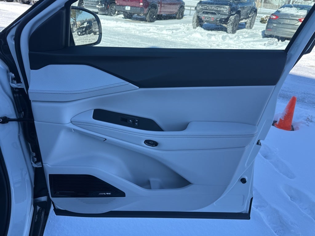 2026 Jeep Cherokee Overland