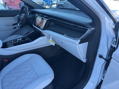 2026 Jeep Cherokee Overland