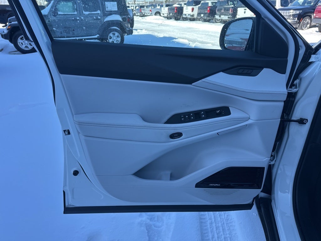 2026 Jeep Cherokee Overland