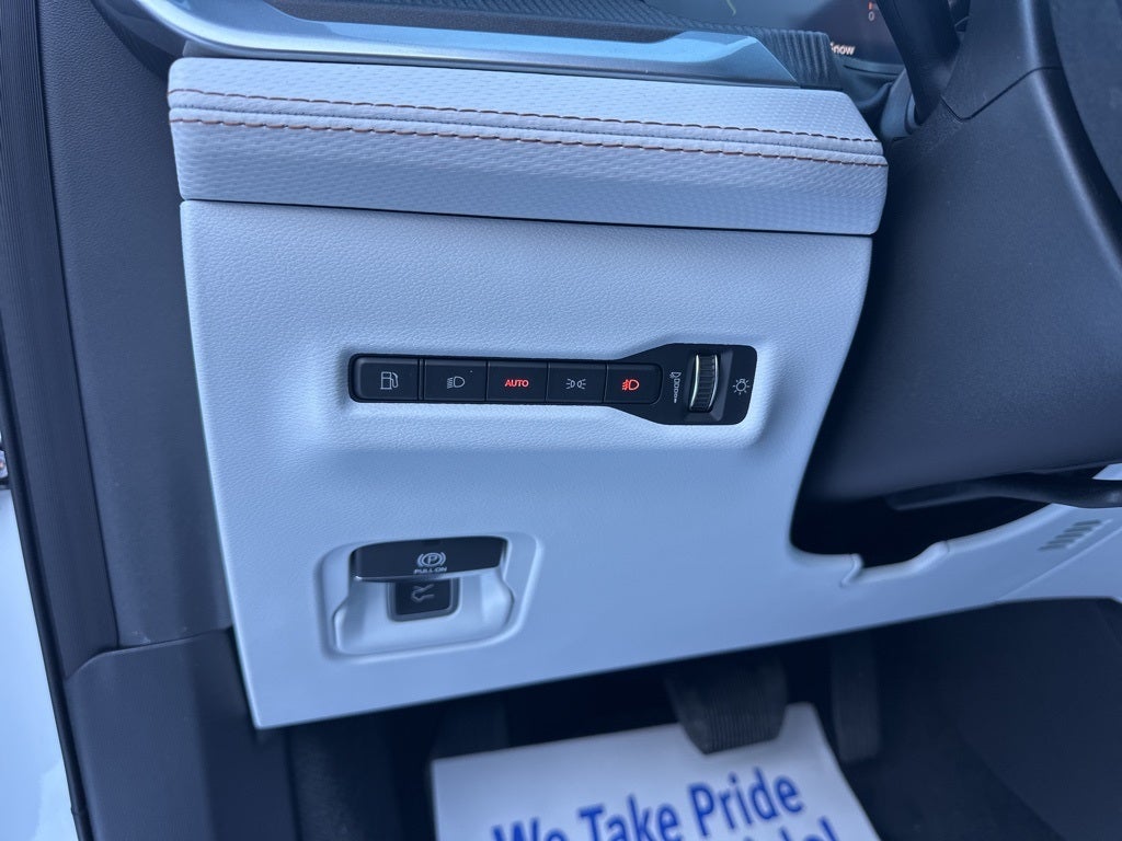 2026 Jeep Cherokee Overland