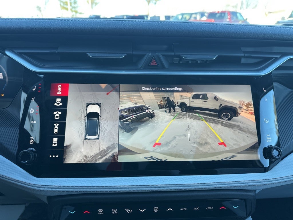 2026 Jeep Cherokee Overland