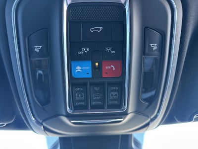 2026 Jeep Cherokee Overland