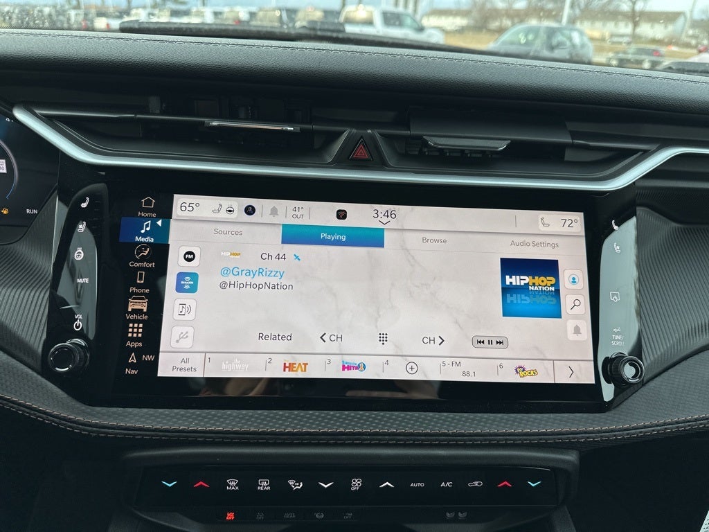 2026 Jeep Cherokee Overland