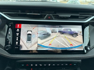 2026 Jeep Cherokee Overland